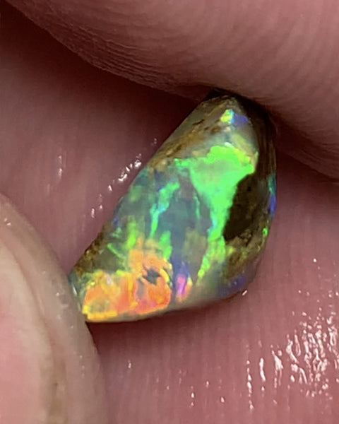 Australian Rough Rub/rough Boulder Pipe Lots Potential 2.4cts Winton Fields Queensland  Bright Vibrant Multifires 11x5x4mm WSN02